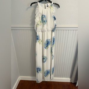 Old Navy Max Dress (never worn)